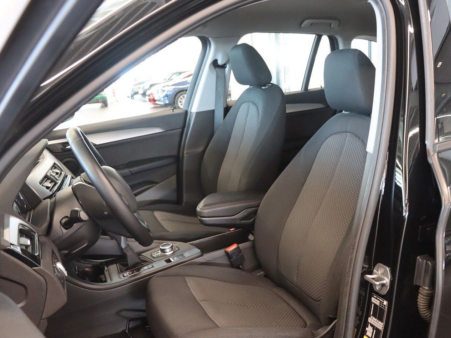 BMW X1 xDrive25e Advantage - Samsaru's Car Outlet