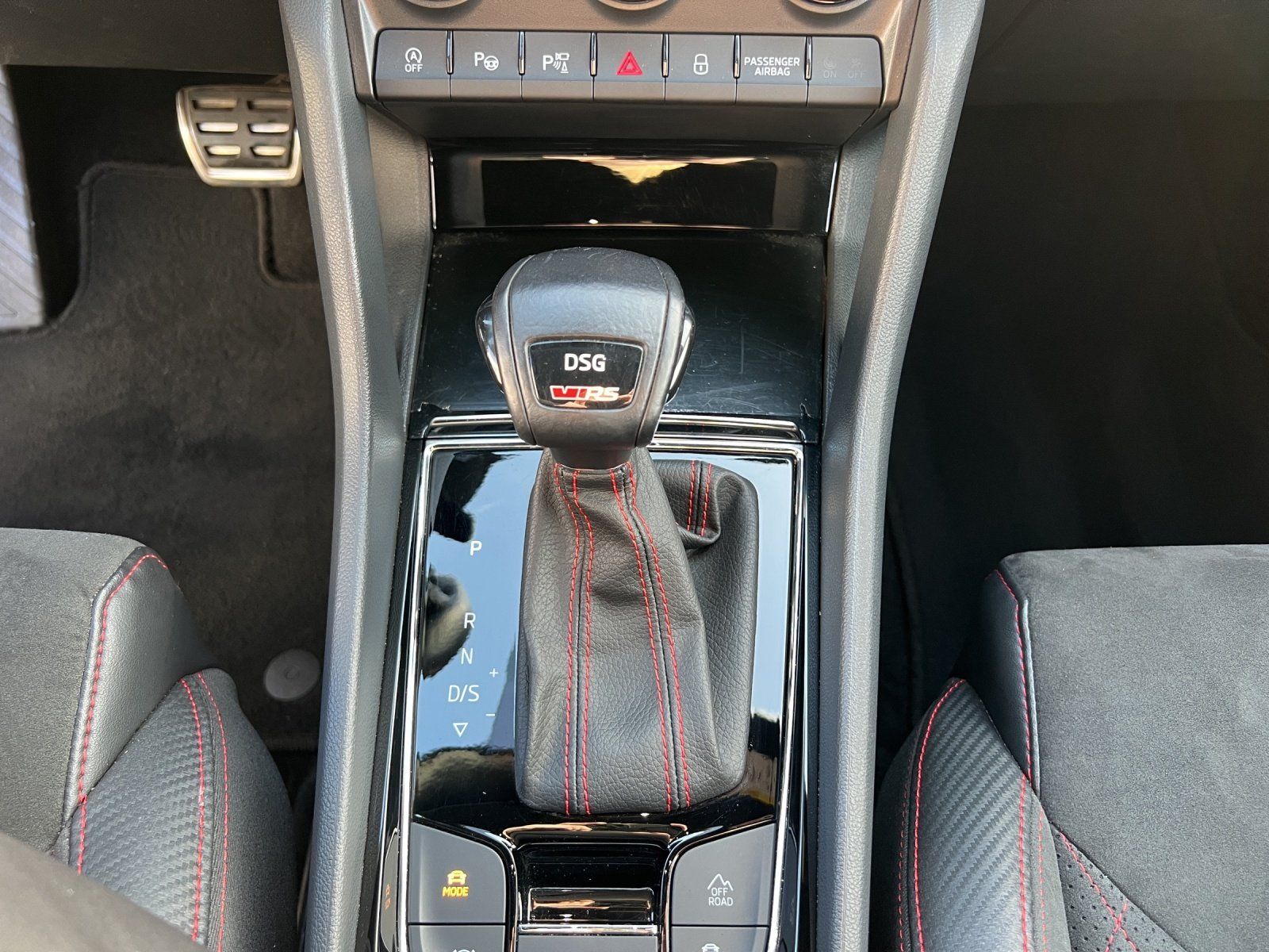 Skoda Kodiaq RS 2.0 TSI DSG 4x4 DCC AHK 360 ACC eHeck