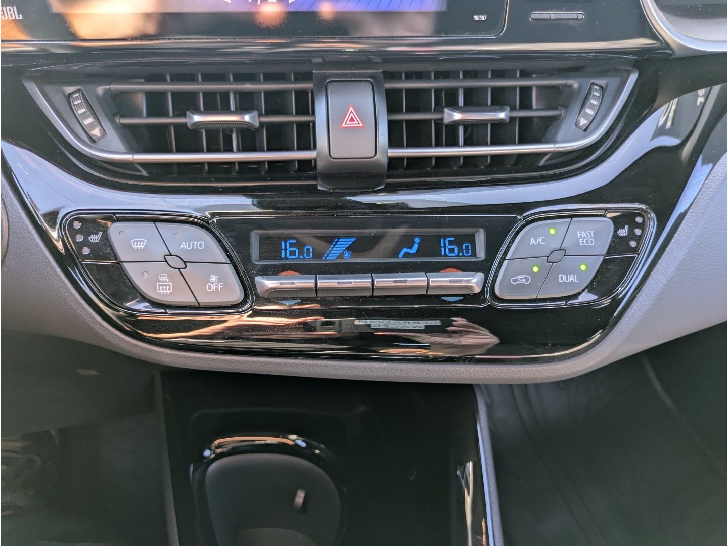Toyota C-HR Style Selection - Samsaru's Car Outlet