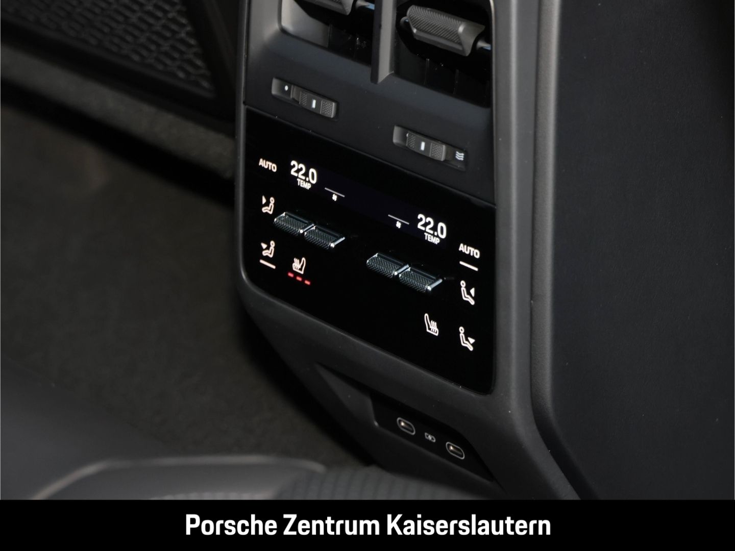 Porsche Macan 4 BOSE Luftfederung Rückfahrkamera LED