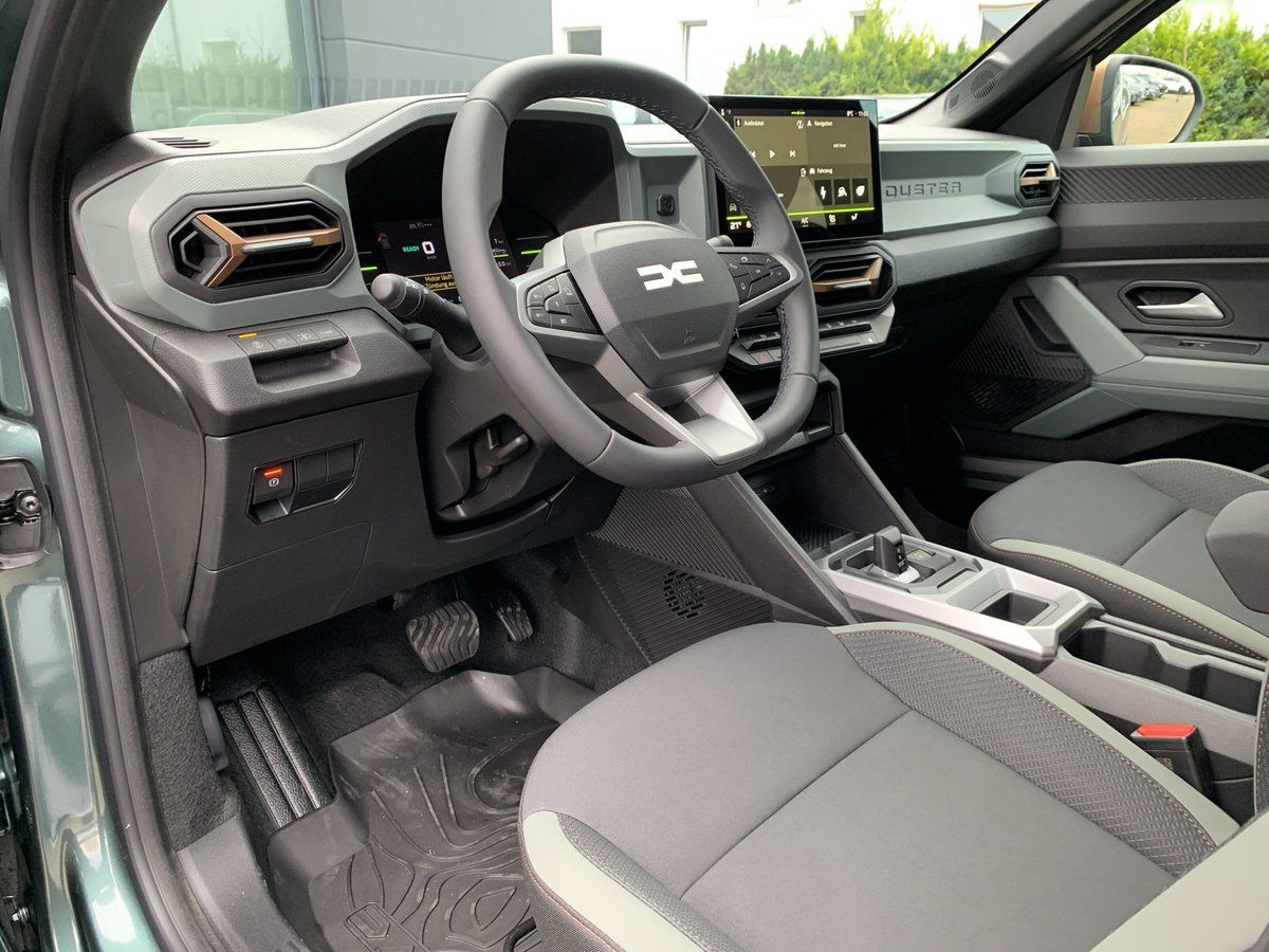 Dacia Duster EXTREME HYBRID 140 - Samsaru's Car Outlet