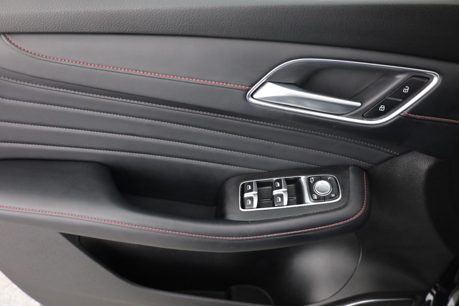MG HS 1.5 T-GDI Luxury Aut. LED ACC Navi Pano