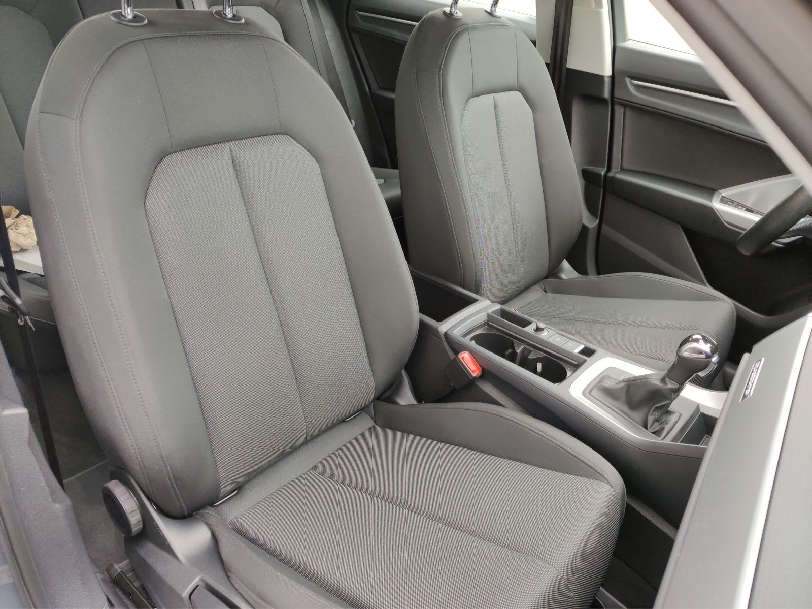 Audi Q3 40 TFSI quattro advanced - Samsaru's Car Outlet