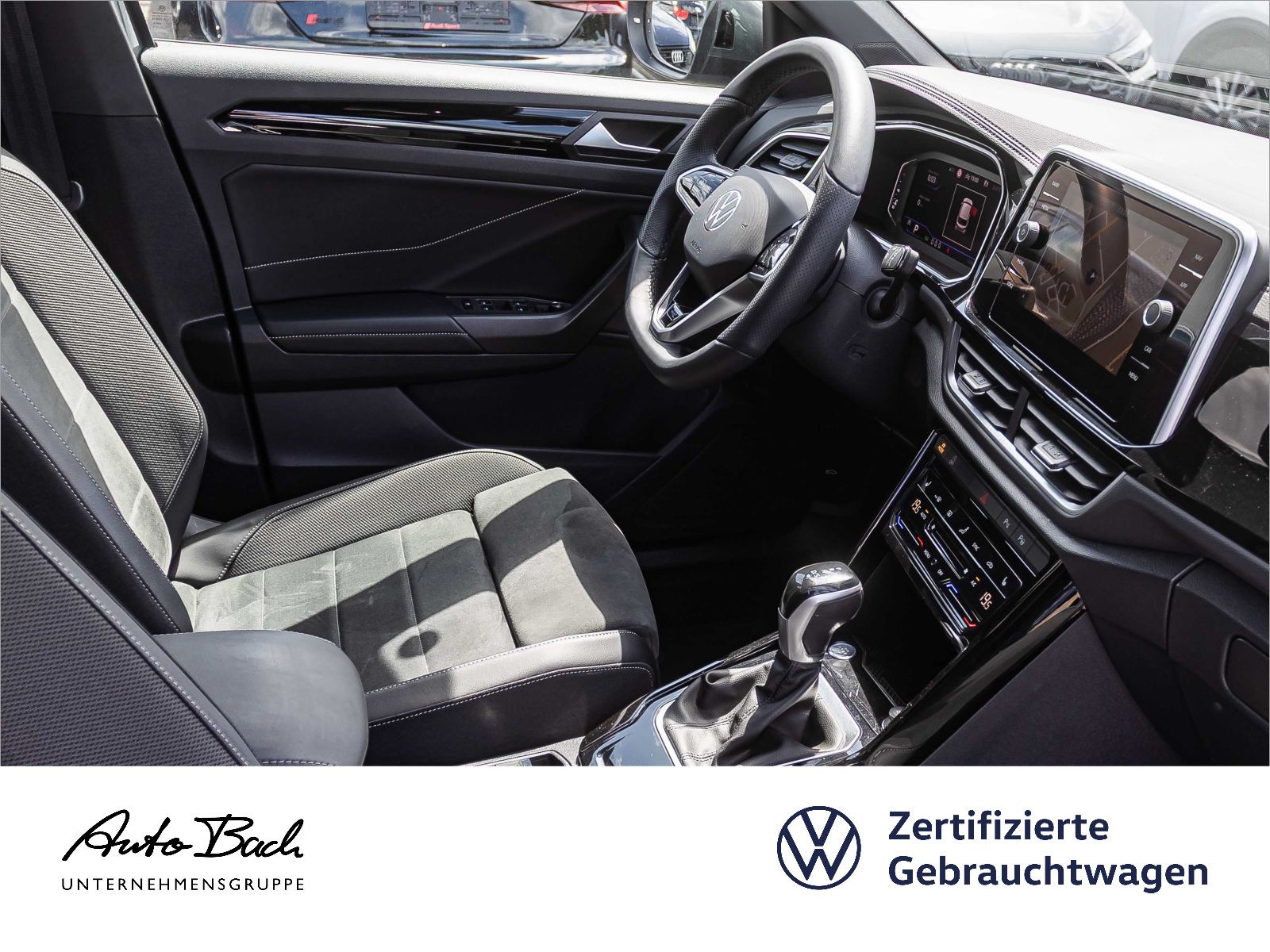 Volkswagen T-Roc 1.5 TSI R-Line - Samsaru's Car Outlet
