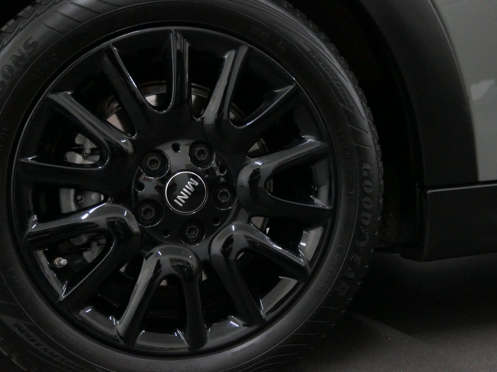 MINI ONE Mini One Aut. - Samsaru's Car Outlet