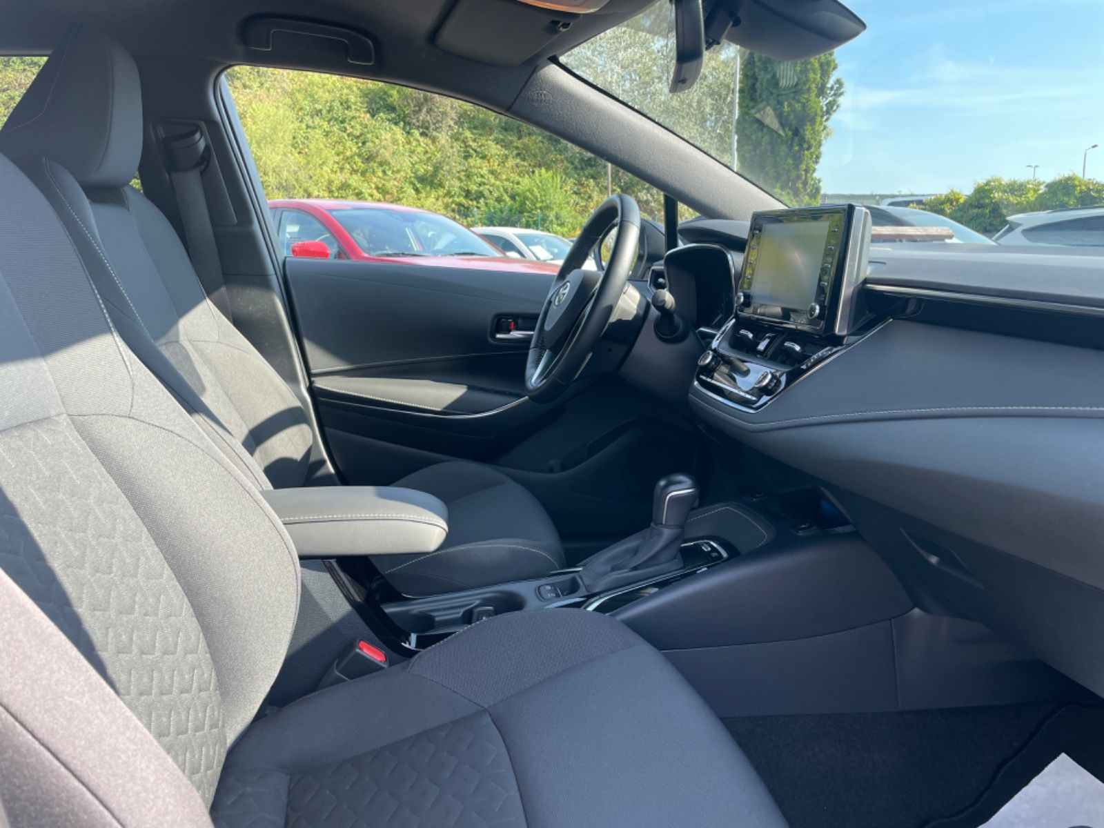 Toyota Corolla Touring Sports Hybrid - Samsaru's Car Outlet