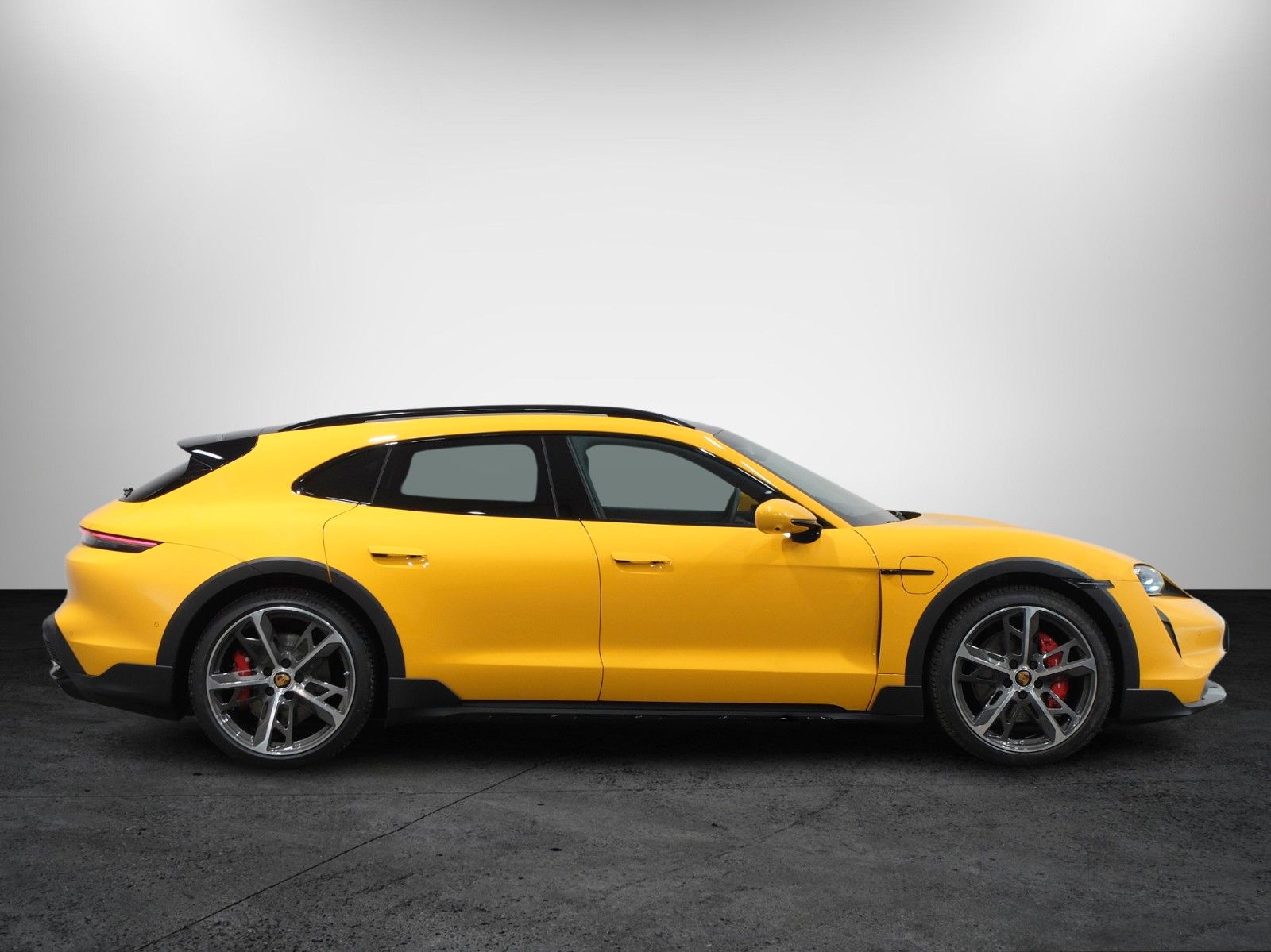 Porsche Taycan Cross Turismo 4S