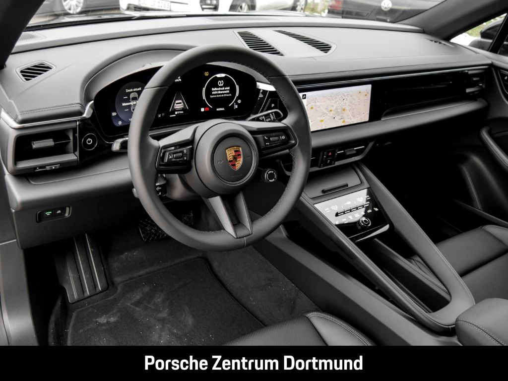 Porsche Macan - Samsaru's Car Outlet