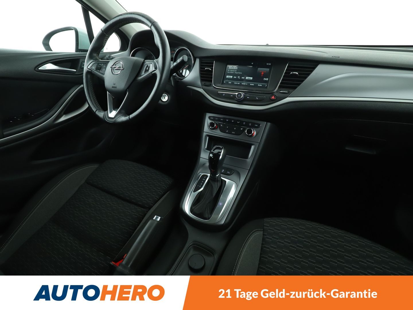 Opel Astra 1.5 CDTI Edition - Samsaru's Car Outlet