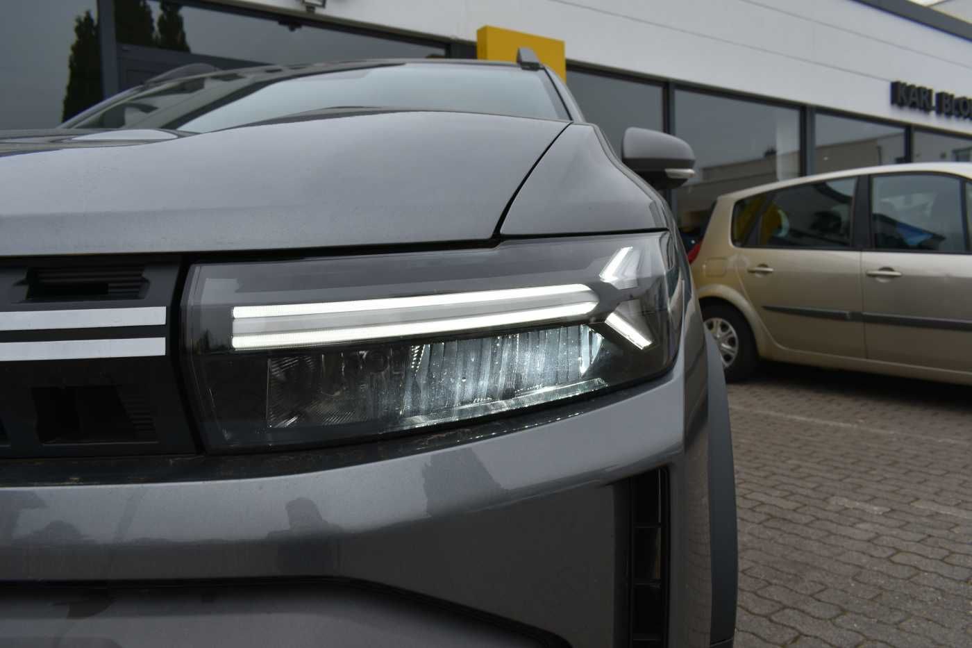 Dacia Duster 3 Journey Hybrid - Samsaru's Car Outlet