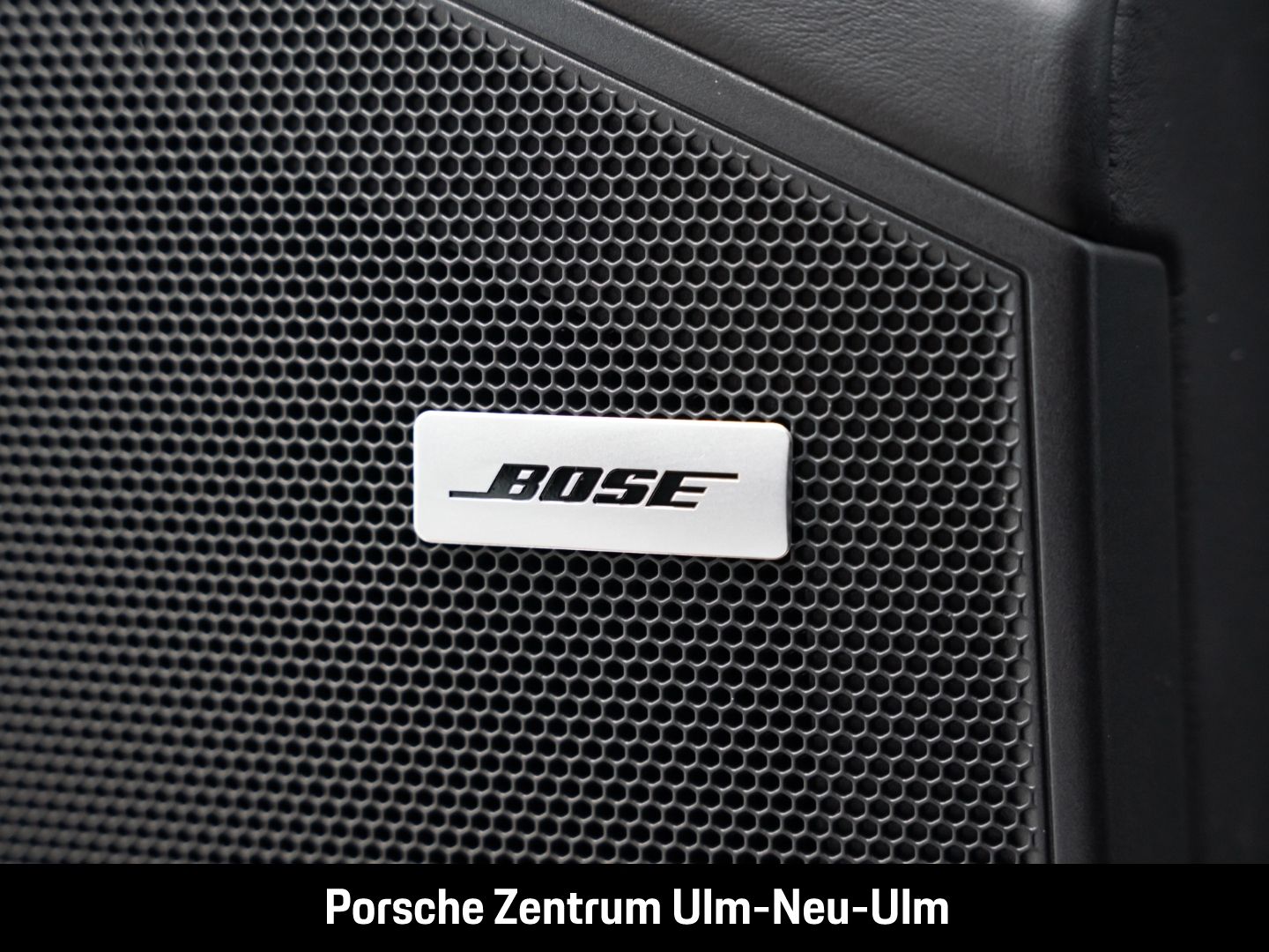 Porsche Cayenne Coupe InnoDrive Surround-View LED-Matrix