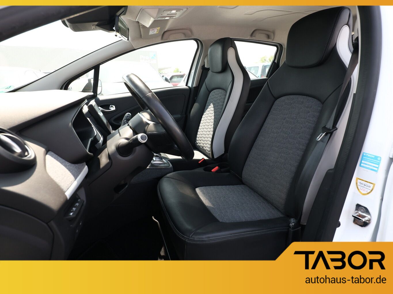 Renault Zoe ZE50 R135 - Samsaru's Car Outlet
