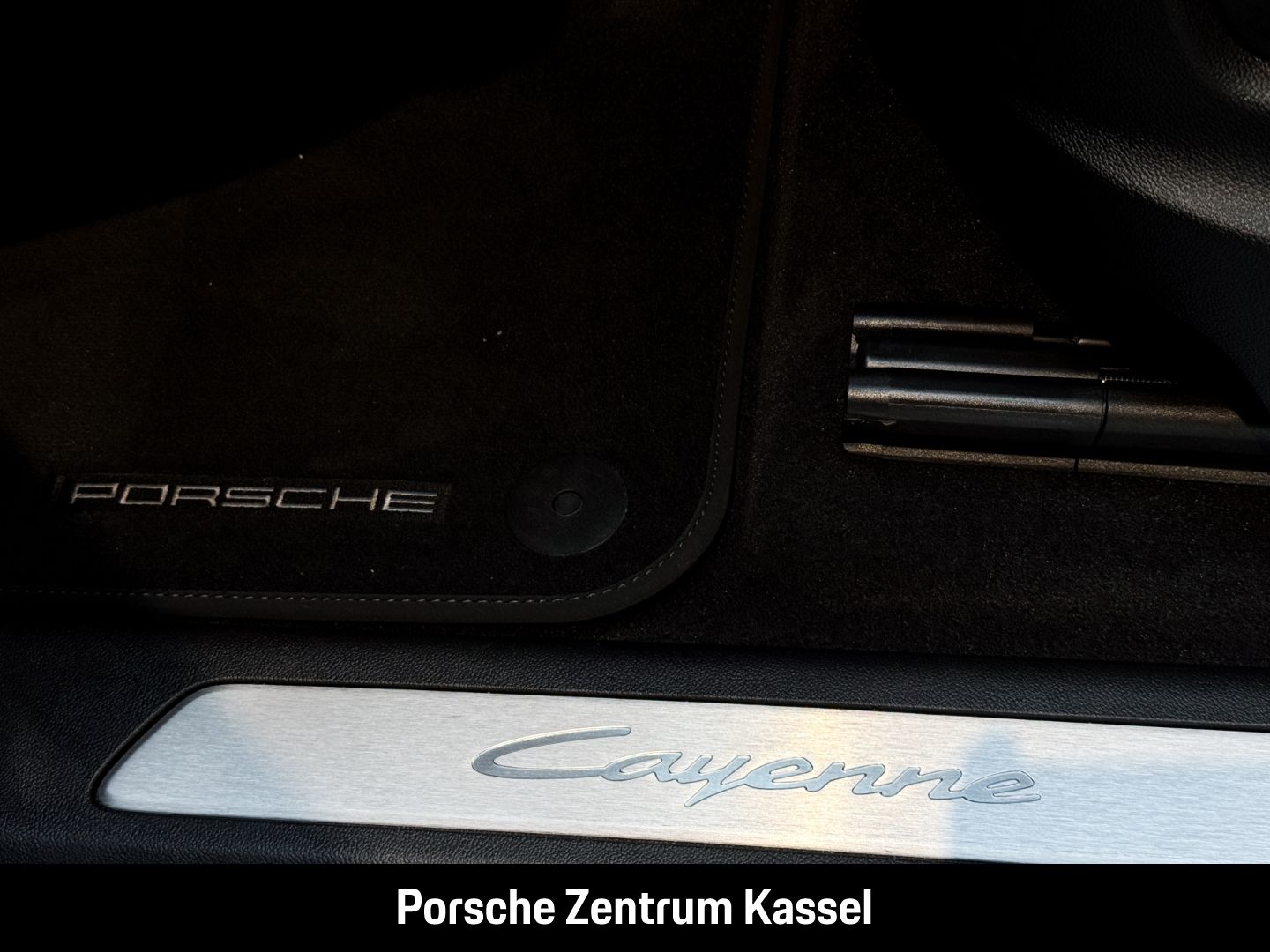 Porsche Cayenne EU6e E-Hybrid Coupe Park-Assistent
