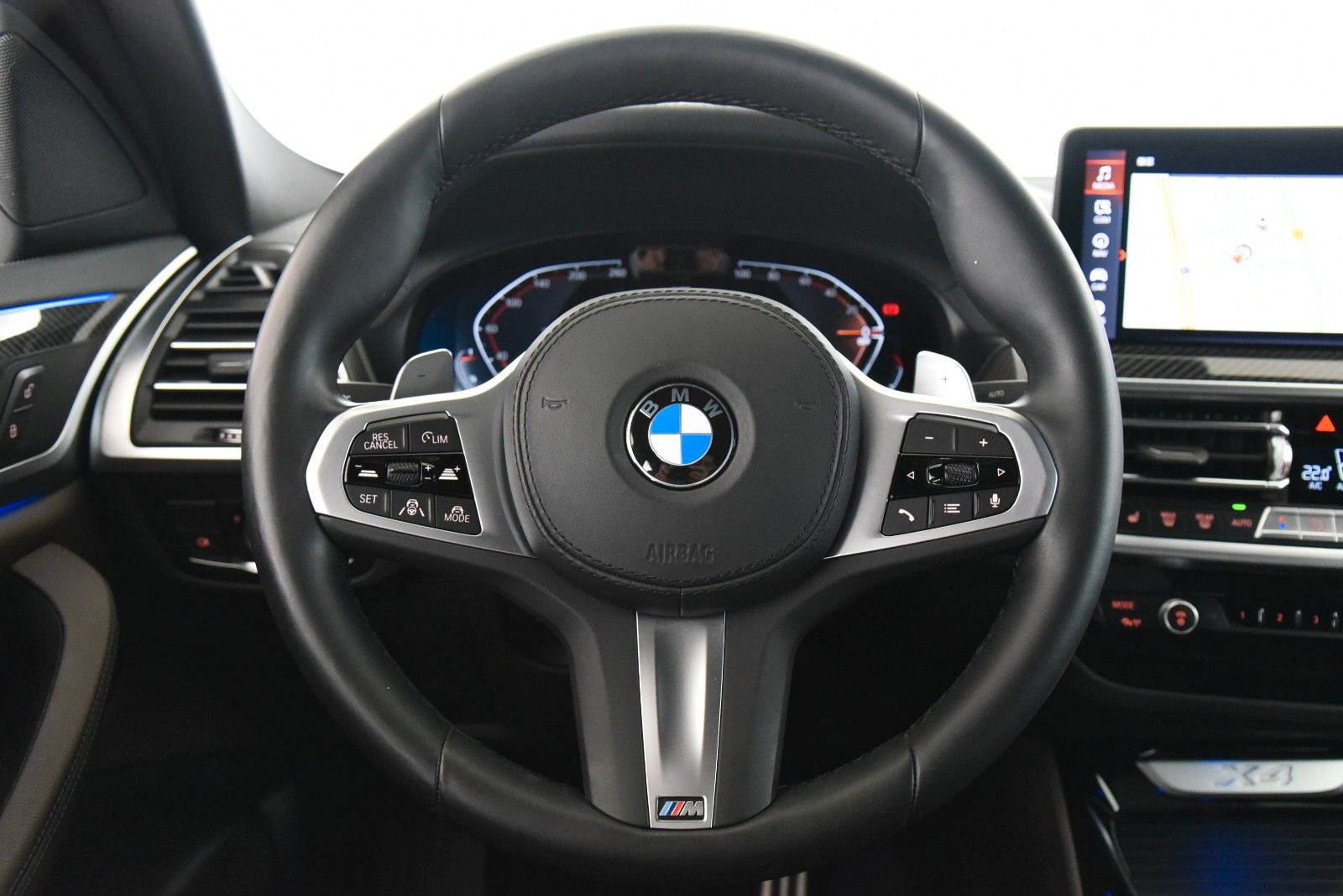 BMW X4 xDrive30d M Sport ACC AHK HUD HiFi Pano Alarm