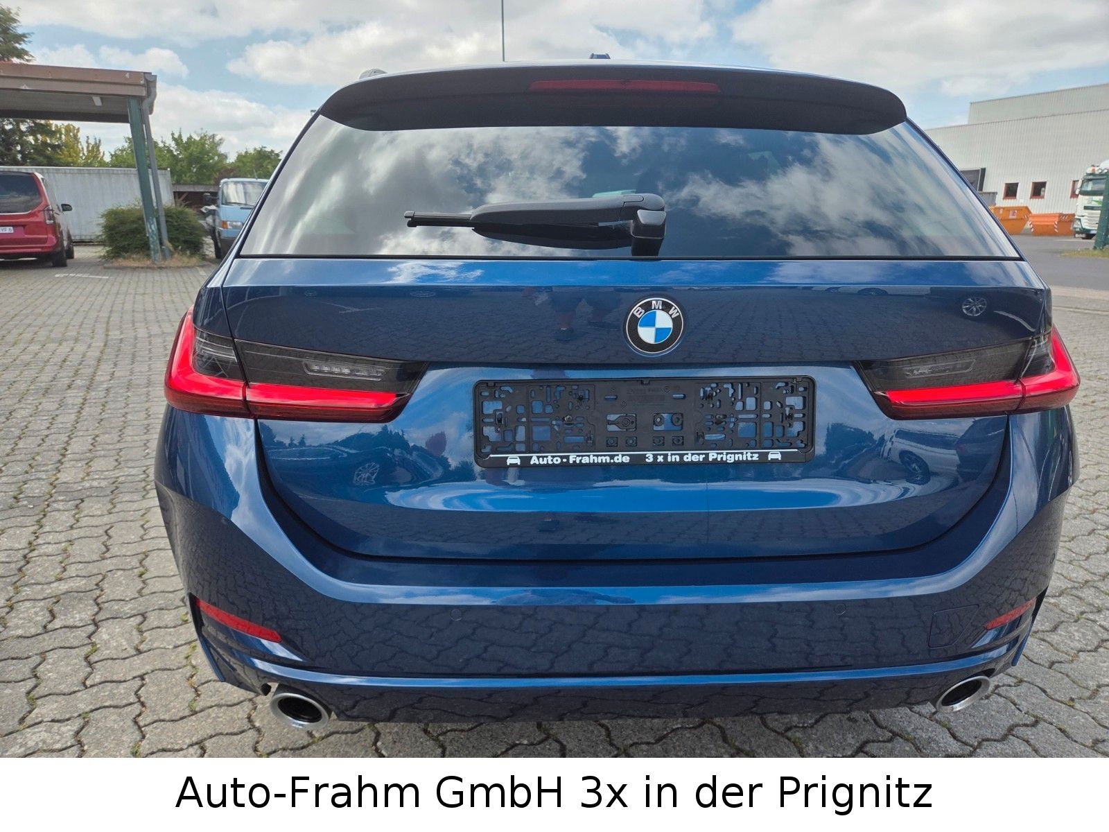BMW 320 d xDrive - Samsaru's Car Outlet