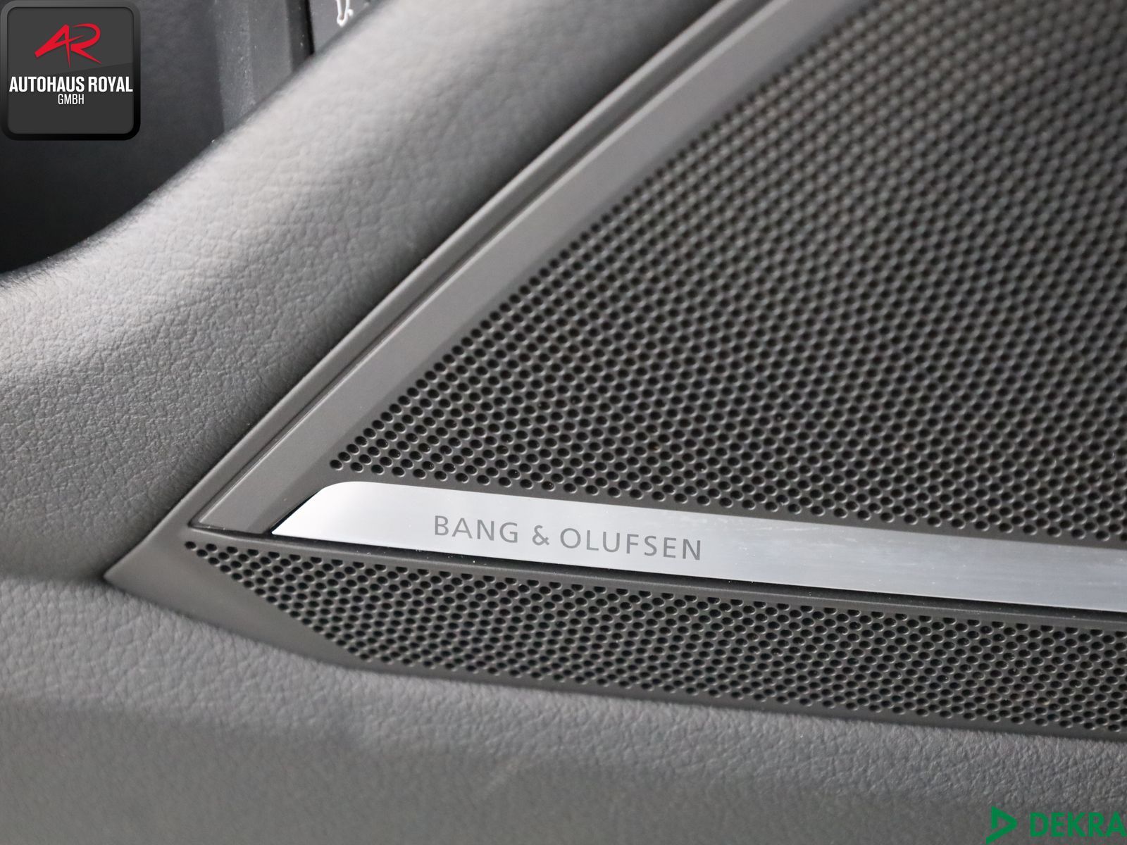Audi A6 55 TFSI e qu S LINE - Samsaru's Car Outlet