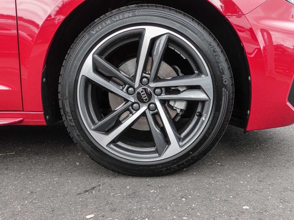 Audi A1 Sportback 35 TFSI S tronic S line - Samsaru's Car Outlet