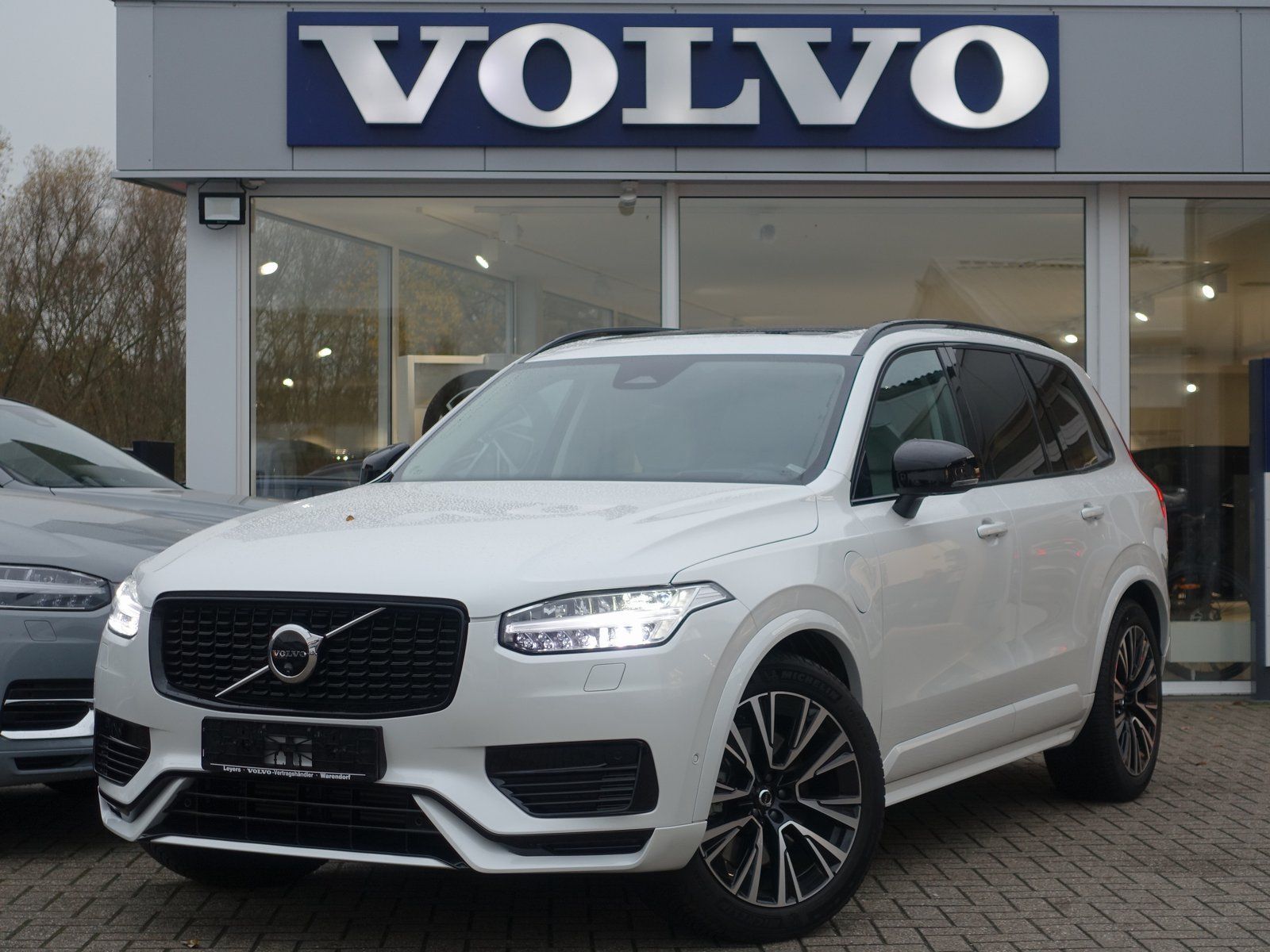 Volvo XC90 Ultra Dark T8 AWD Plug-in Hybrid PANO/FourC