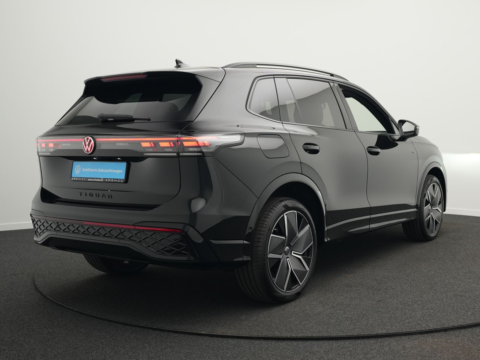 Volkswagen Tiguan R-Line 1.5 TSI eHybrid DSG AHK*R-KAM*NAV