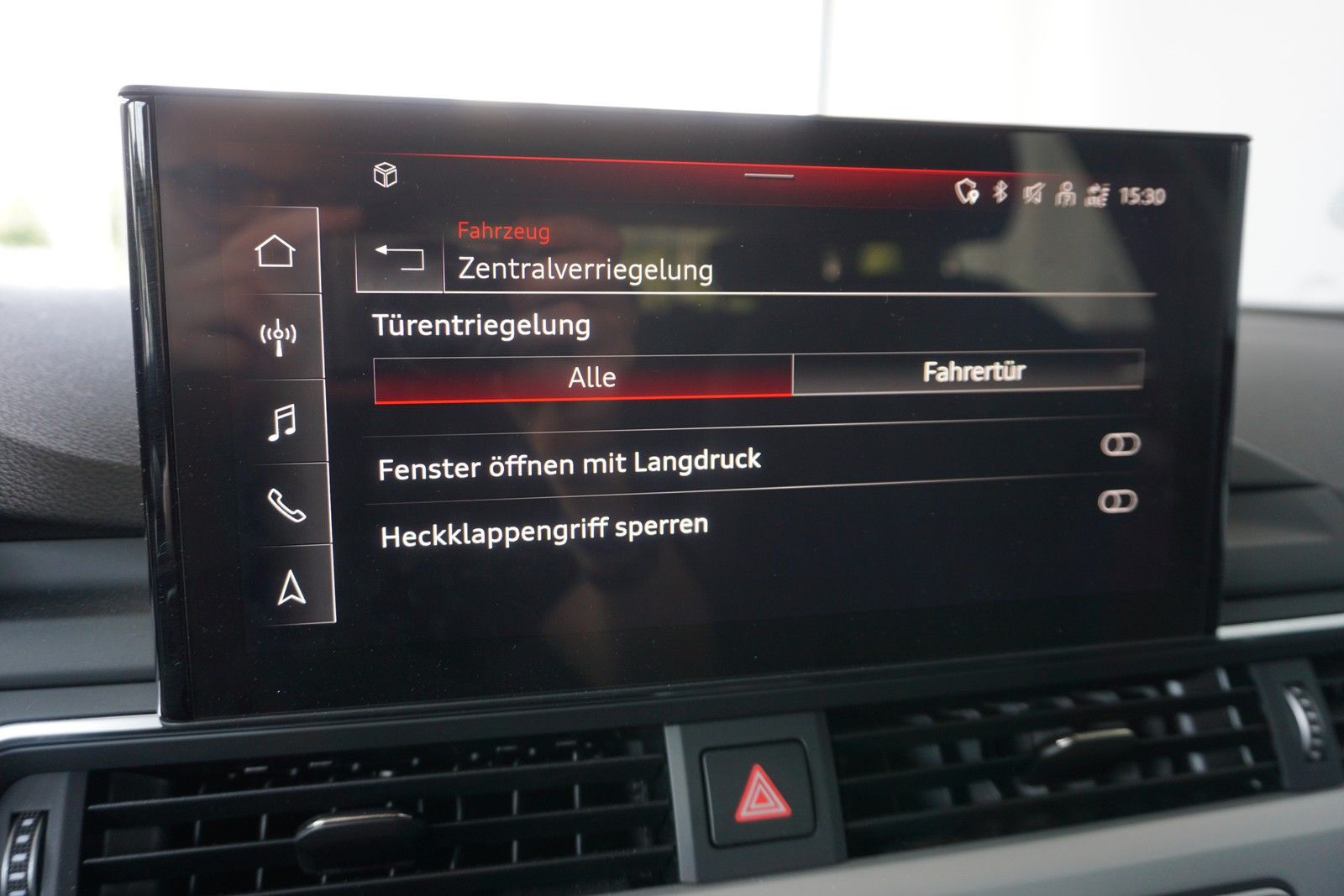 Audi A4 Avant 40 TFSI S tronic S line - Samsaru's Car Outlet