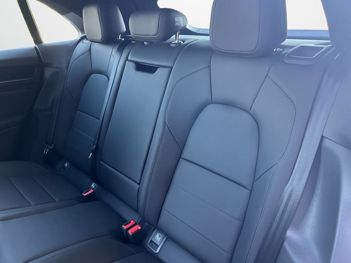 Porsche Macan 4 | Luftfederung | InnoDrive | BOSE |