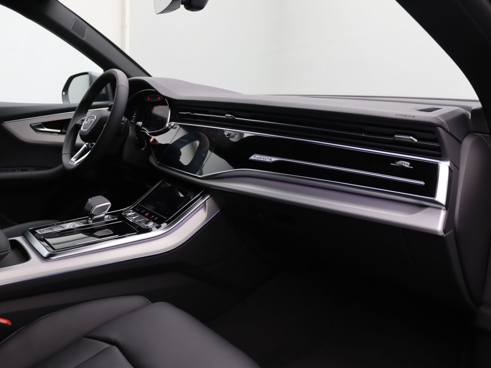 Audi Q8 S-Line 50TDI quattro / Pano, Matrix, AHK, B&O