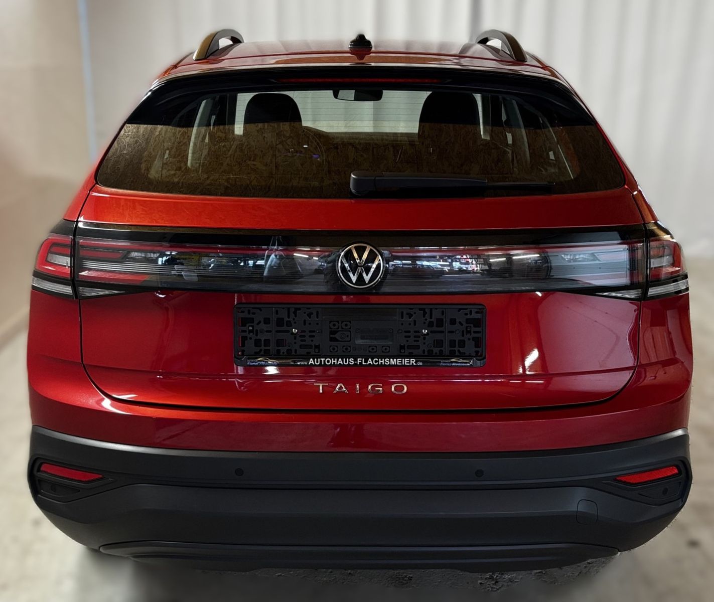 Volkswagen Taigo 1.0 TSI Life - Samsaru's Car Outlet