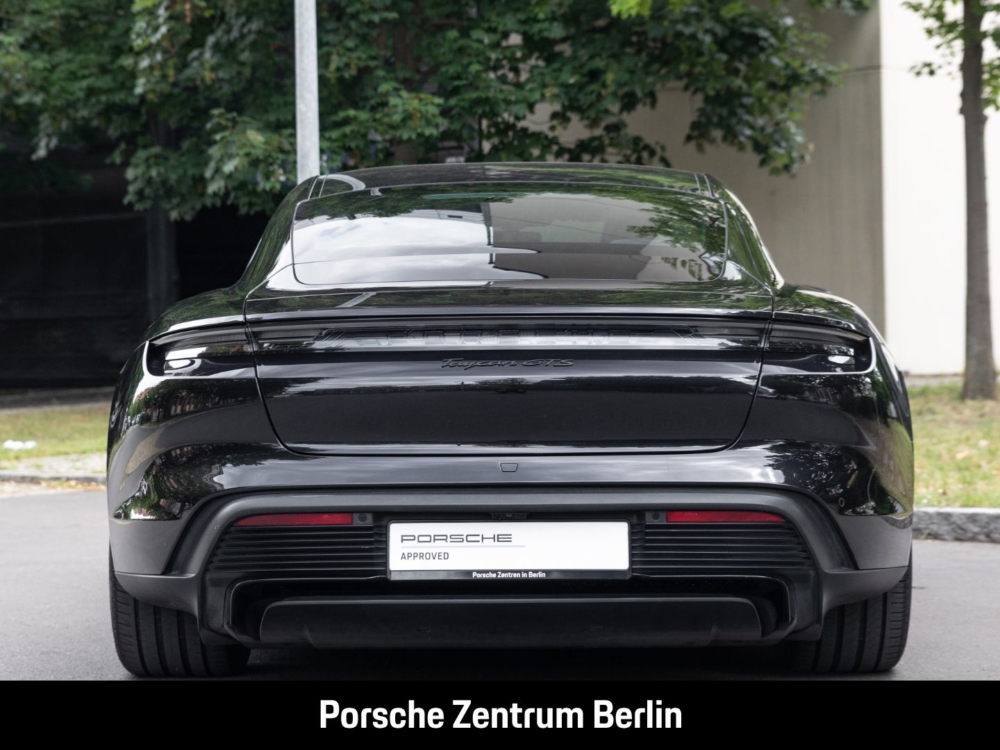 Porsche Taycan GTS BOSE Rückfahrkamera Panoramadach LED