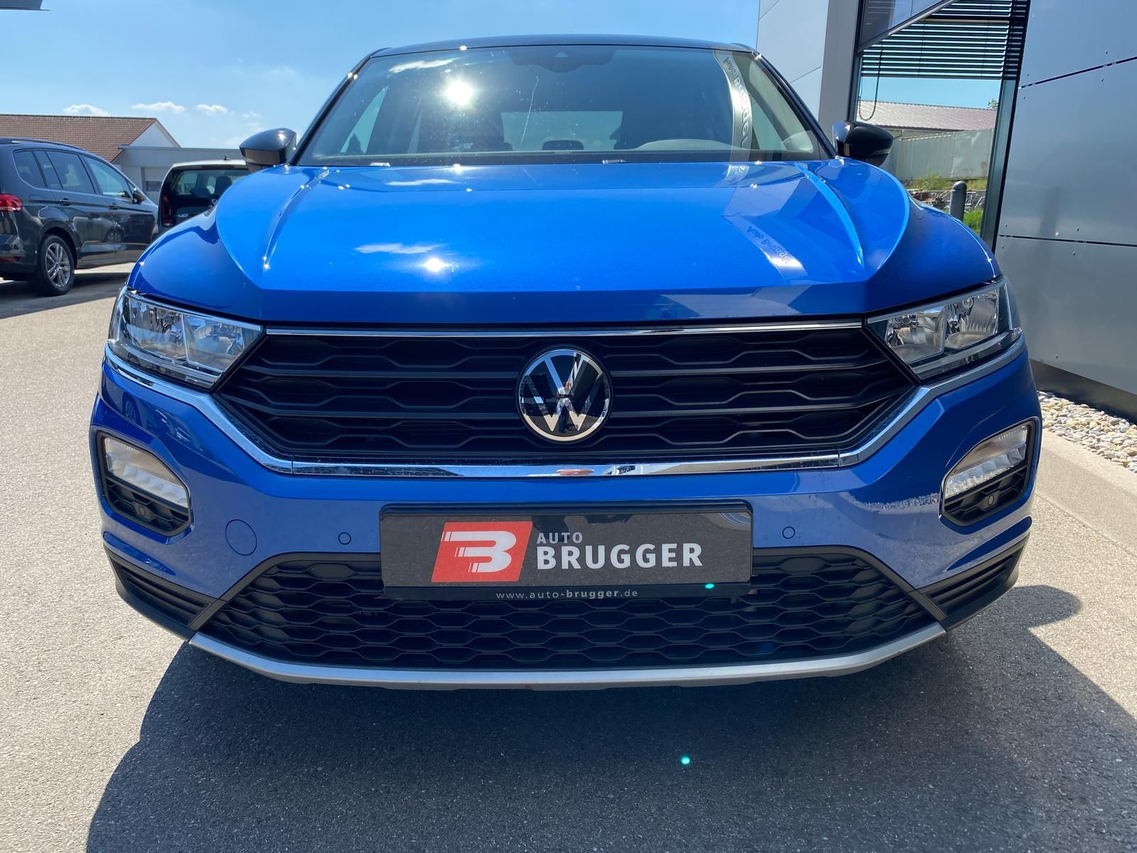 Volkswagen T-Roc 2.0 TDI DSG 4MOTION ACTIVE - Samsaru's Car Outlet