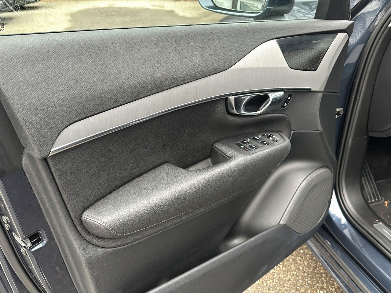 Volvo XC 90 Inscription Expression Recharge Plug-In - Samsaru's Car Outlet