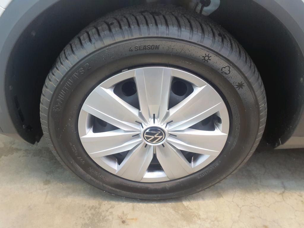 Volkswagen T-Roc 1.0 TSI - Samsaru's Car Outlet