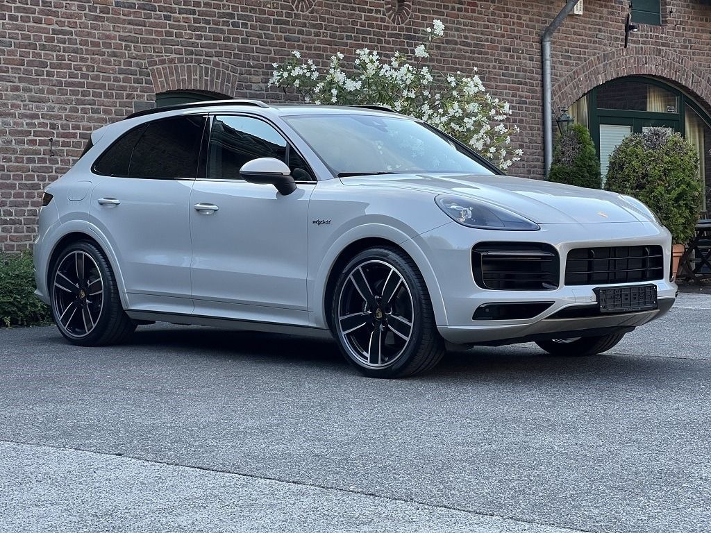 Porsche Cayenne E-Hybrid Platinium Edition H-LENKUNG*MAT