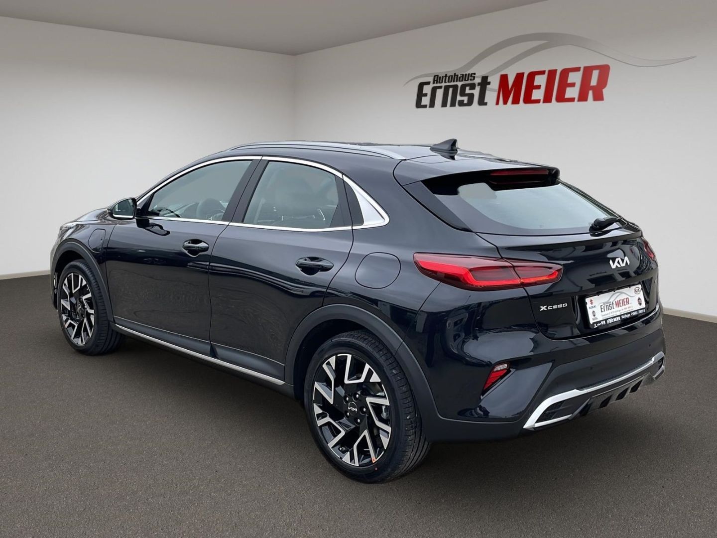 Kia XCeed 1.6 GDI PHEV DCT Spirit - Samsaru's Car Outlet