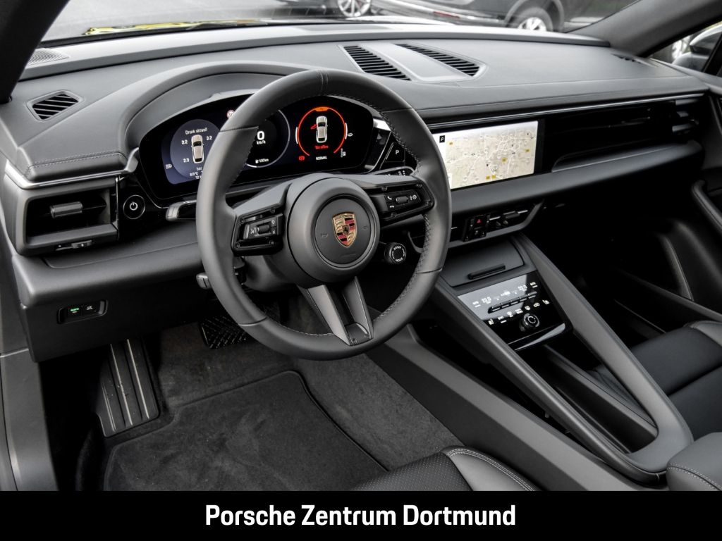 Porsche Macan - Samsaru's Car Outlet