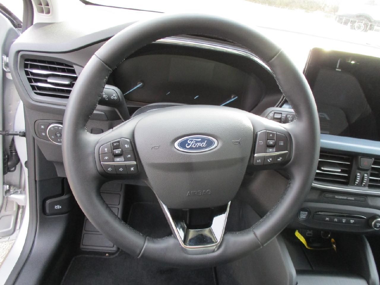 Ford Focus T. 1.5 Active Aut., ACC, Navi, 4J. FGS