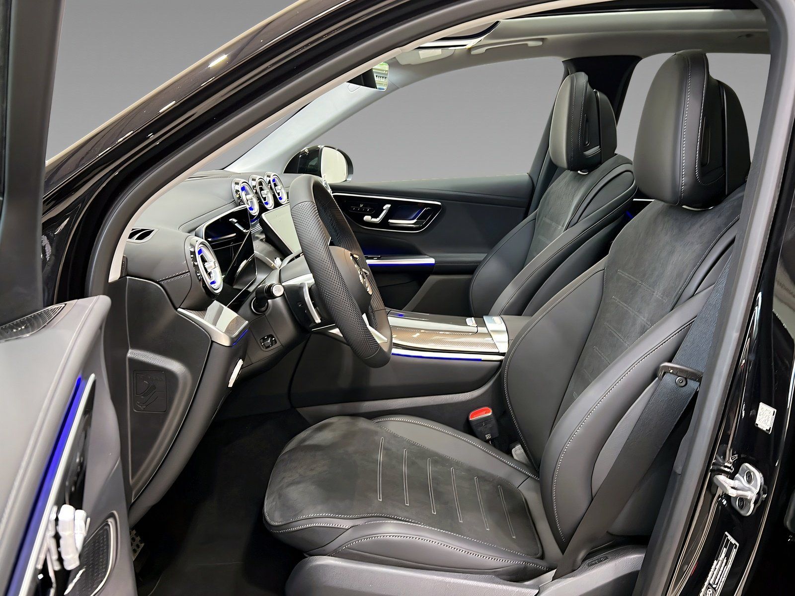 Mercedes-Benz GLC 200 4M AMG+LED+NIGHT+Pano+TotW+AHK+360°