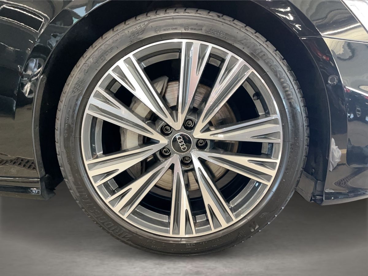 Audi A6 Avant 50 TDI quattro S line - Samsaru's Car Outlet