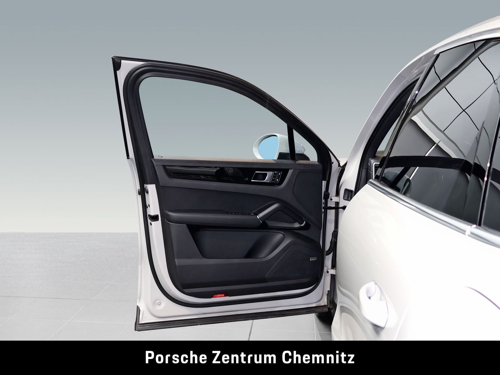 Porsche Cayenne E-Hybrid Luft;Pano;BOSE;Sitzbelüft.;14-W