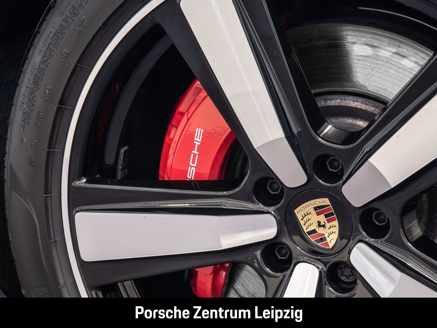 Porsche Cayenne S E-Hybrid SportDesign Sportabgas InnoDr