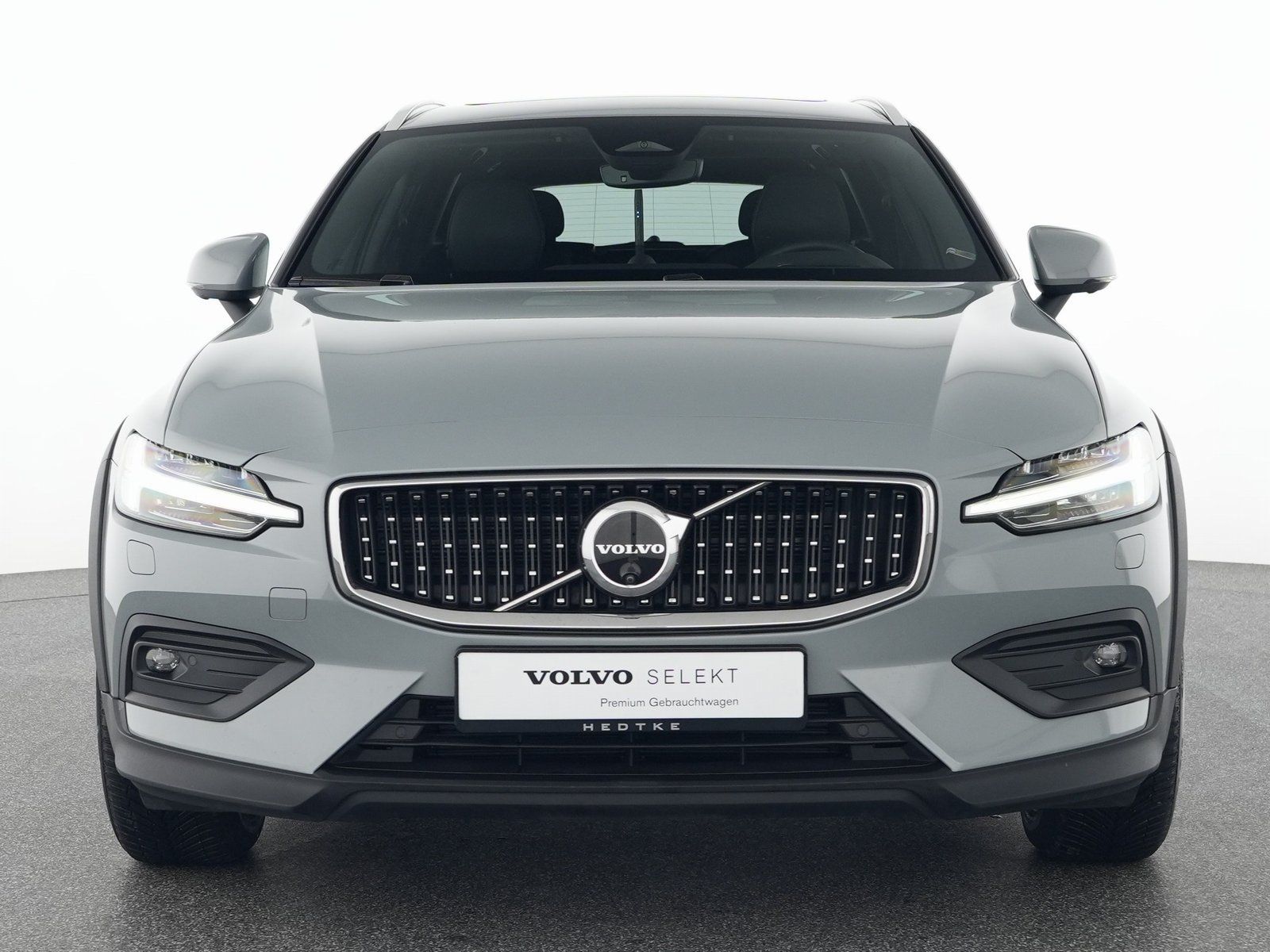 Volvo V60 CC B4 AWD Ultimate SONDERFINANZIERUNG 1,99%