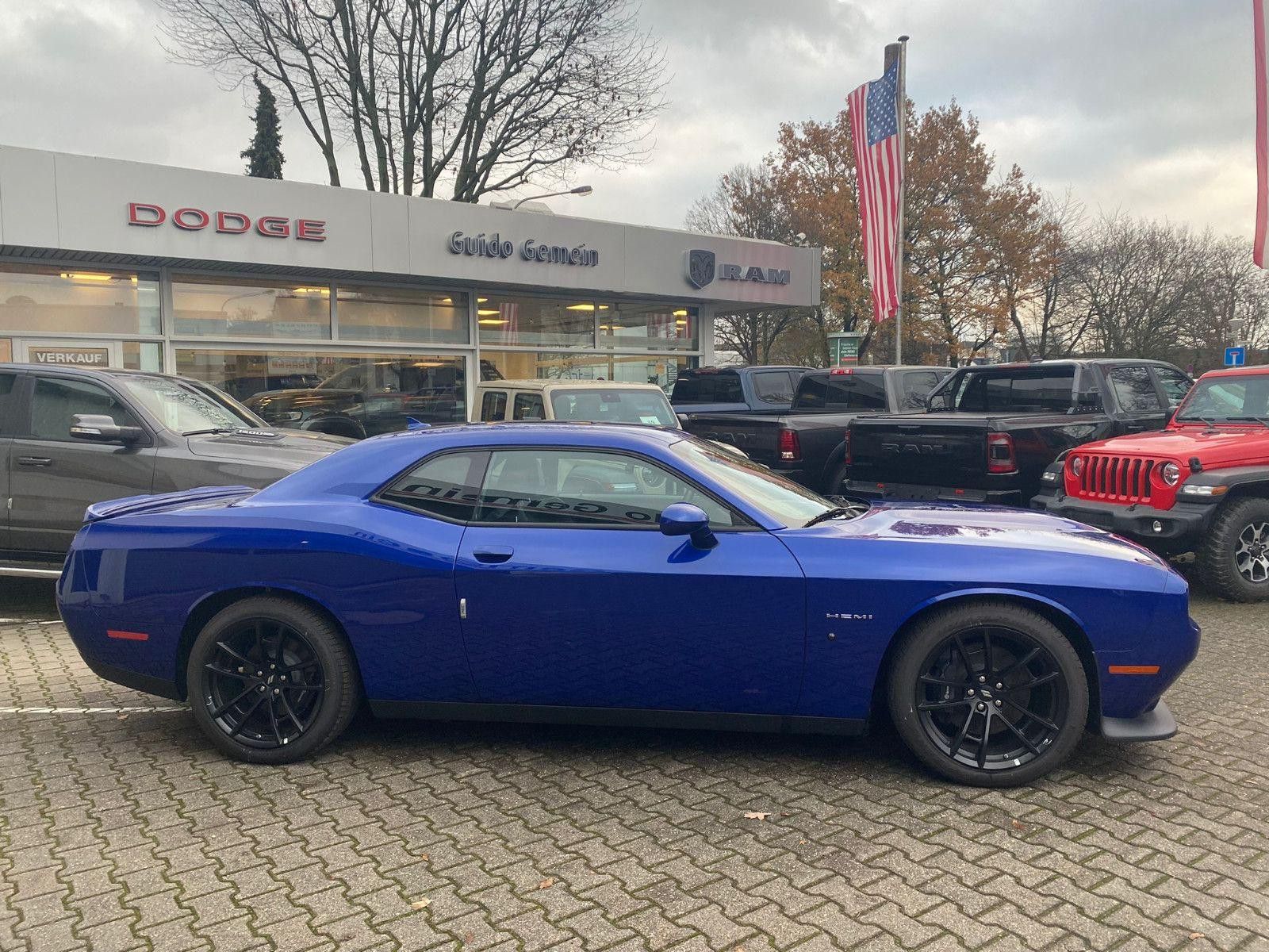 Dodge Challenger R/T 5.7 V8 HEMI Performance Plus AEC
