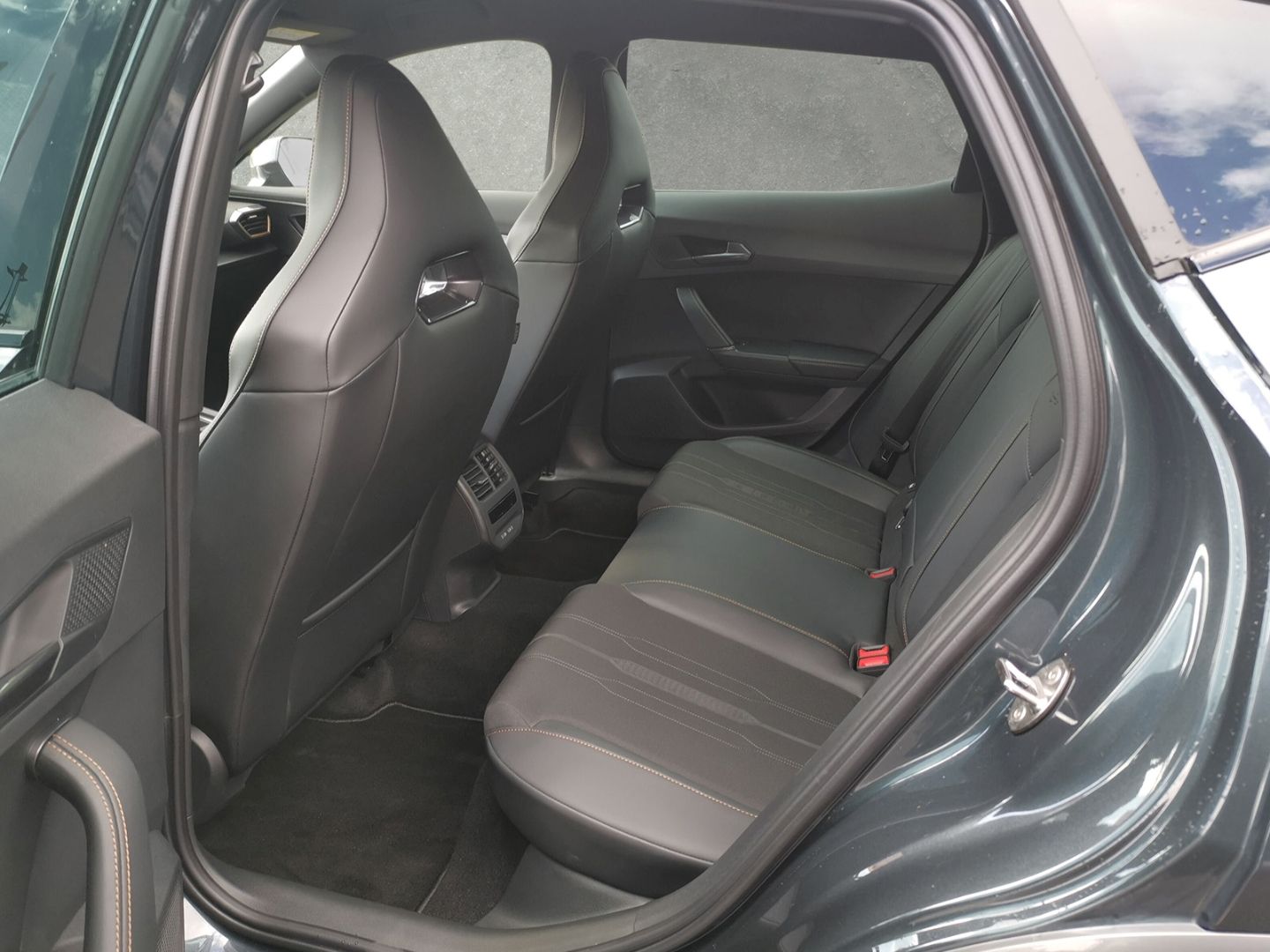 Cupra Formentor VZ e-HYBRID - Samsaru's Car Outlet