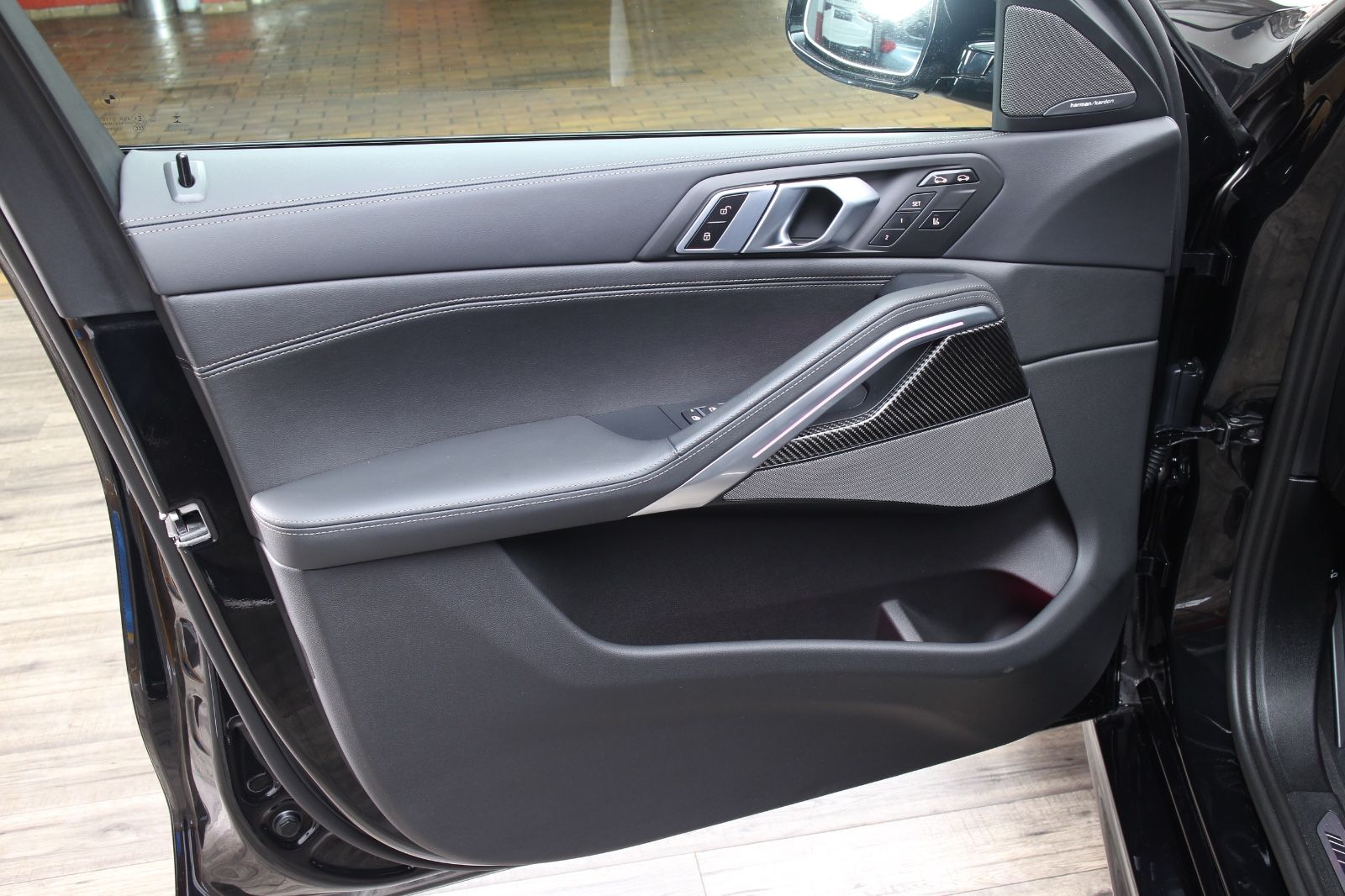 BMW X6 30 d xDrive M Sport - Samsaru's Car Outlet
