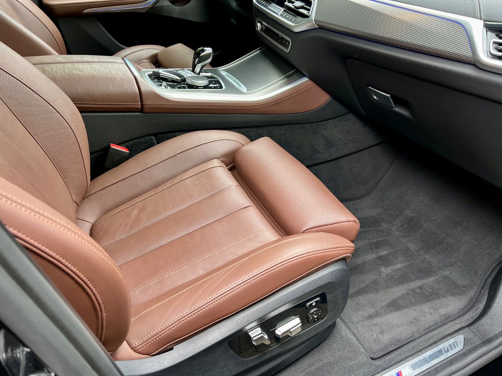 BMW X5 xDrive 40d M-Sport Black-Paket Laser AHK