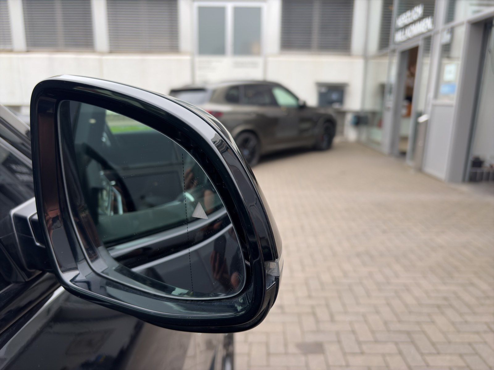 BMW X7 xDrive40d | M Sport Pro| Integral| Sky Lounge