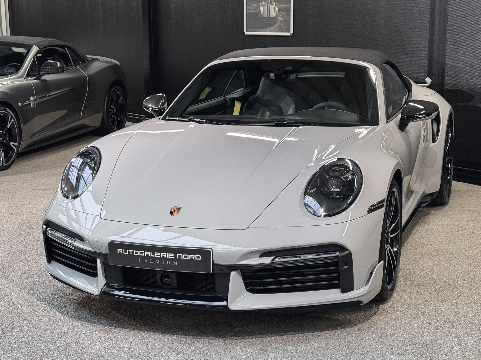 Porsche 911 Turbo S Cabrio AeroKit+Burmester+Carbon