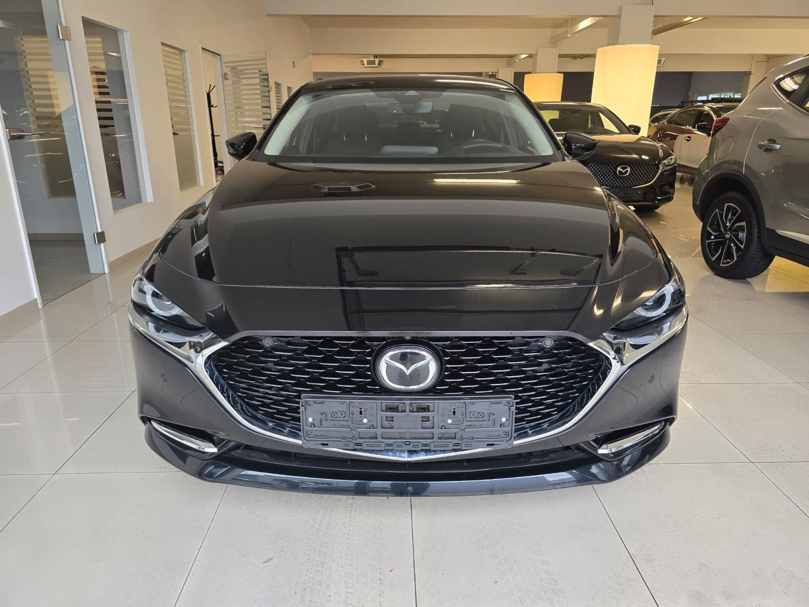 Mazda 3 Lim. 4-trg. Selection *HUD*NAV*BOSE*360°