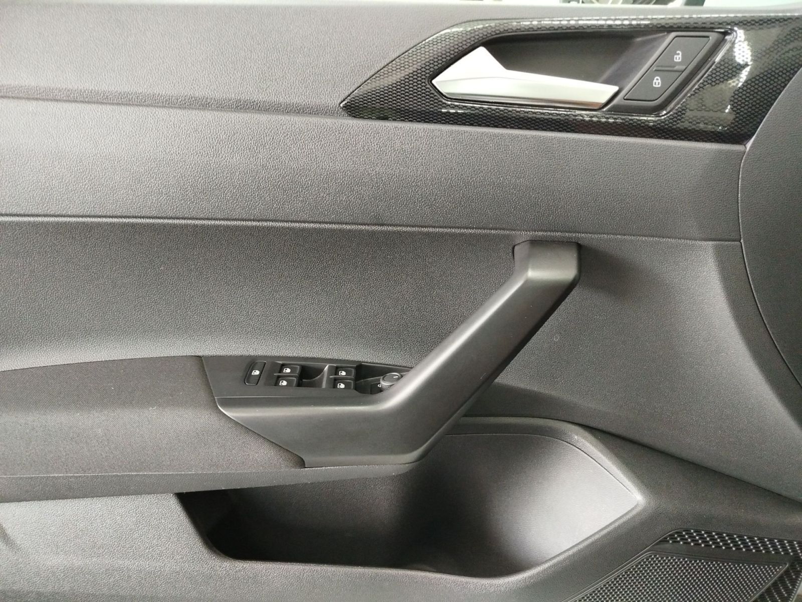 Volkswagen Taigo 1.0 TSI DSG Life - Samsaru's Car Outlet