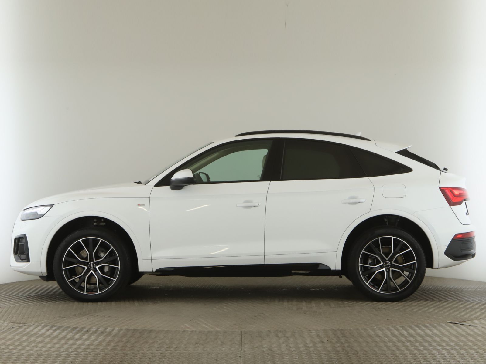 Audi Q5 Sportback 50 TFSIe quattro S line Pano+AHK