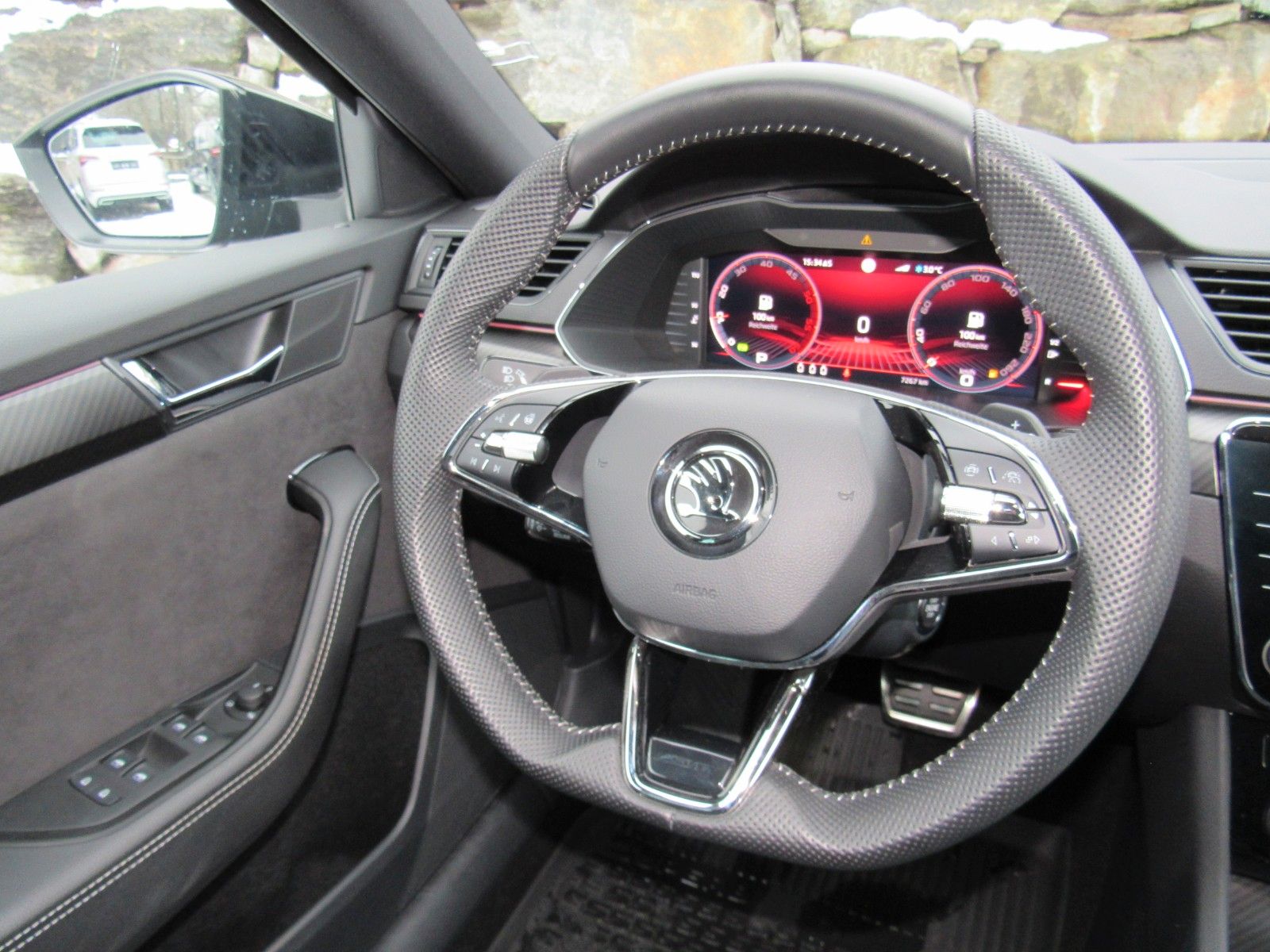 Skoda Superb 2.0 TDI DSG Sportline 4x4 BSD AHK PLA ACC